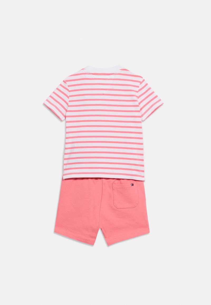 Tommy Hilfiger set